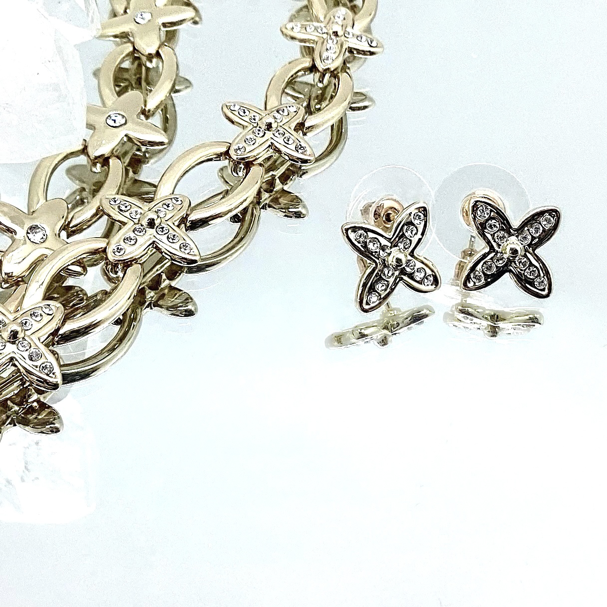 S5696N $112? S5696E$?