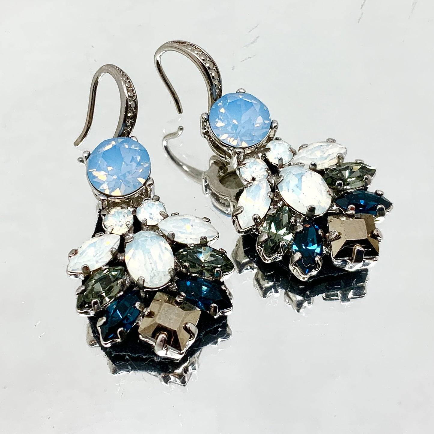 *Opal w/ Silver Night Evening Jewelry Set
