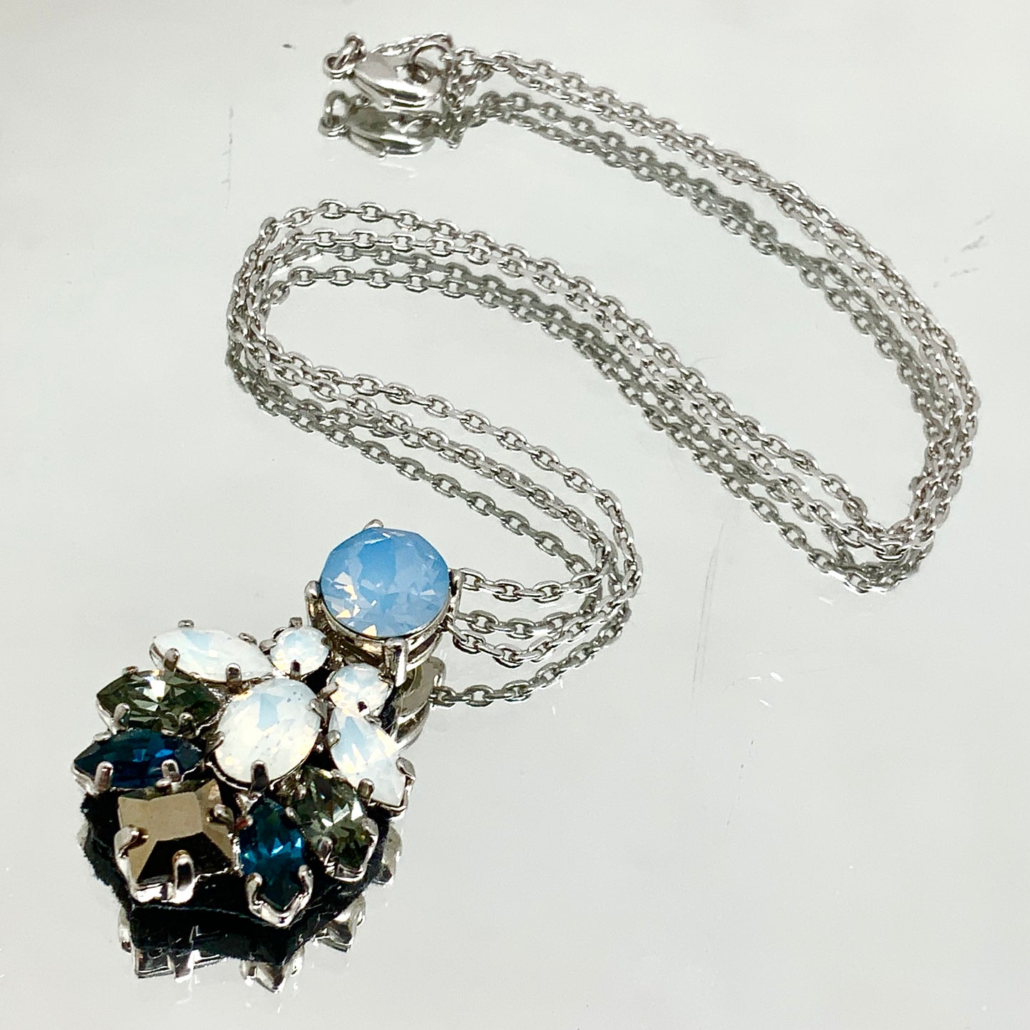 *Opal w/ Silver Night Evening Jewelry Set