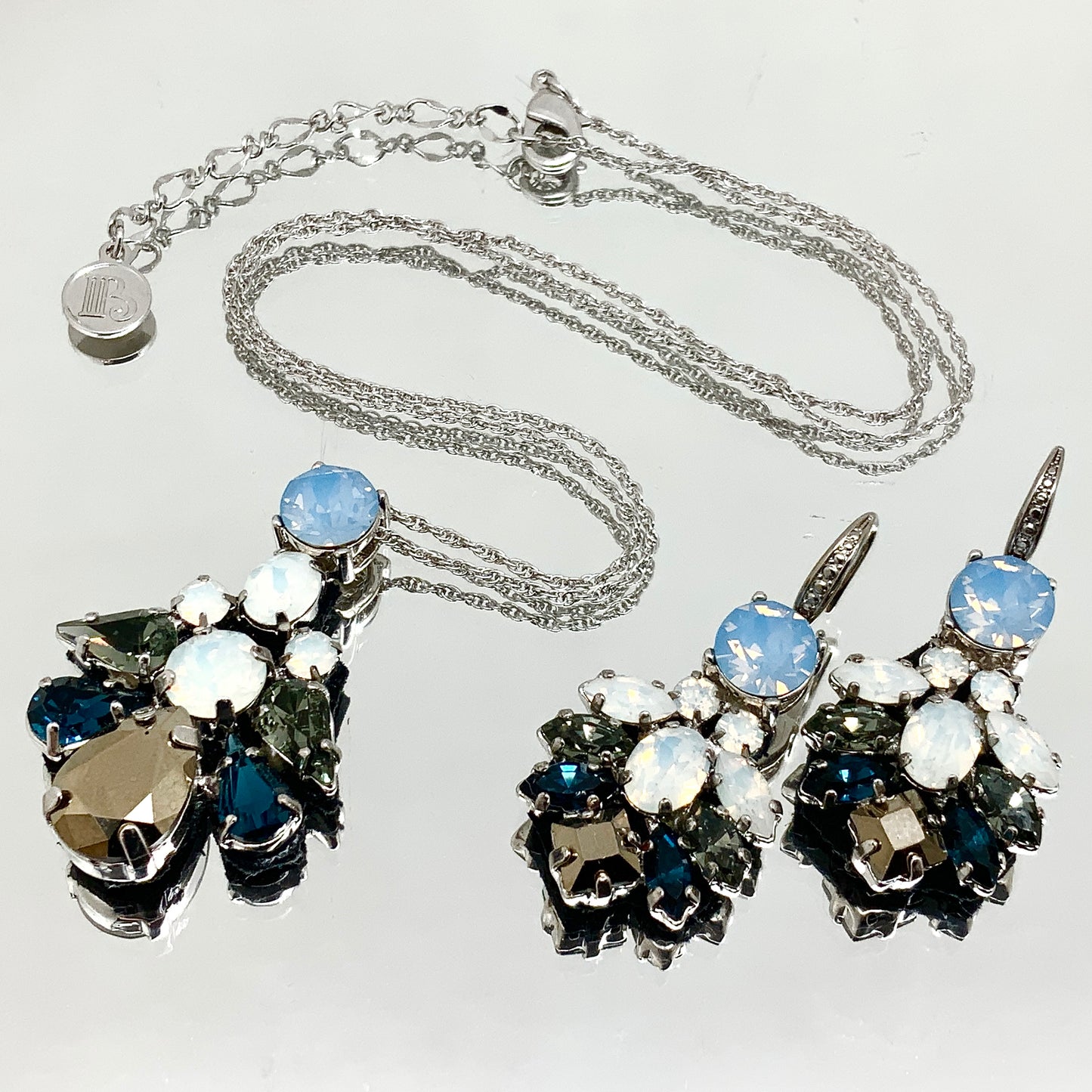 *Opal w/ Silver Night Evening Jewelry Set